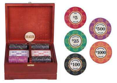 Набор для покера Ceramic VIP 250 фишек, красное дерево Номиналы 1, 5, 25, 100, 500
Сумма номиналов = 31650